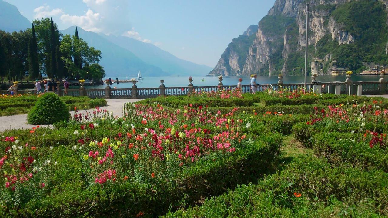 Appartamento Angi - Lago & Vacanza Attiva Riva del Garda Exterior photo